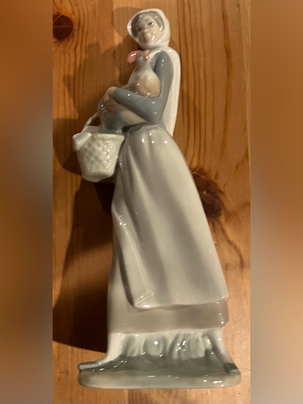 GUC Vintage Lladro Girl with Cockeral #4591 Figure 9.5”x3.75”x3” Excellent Cond